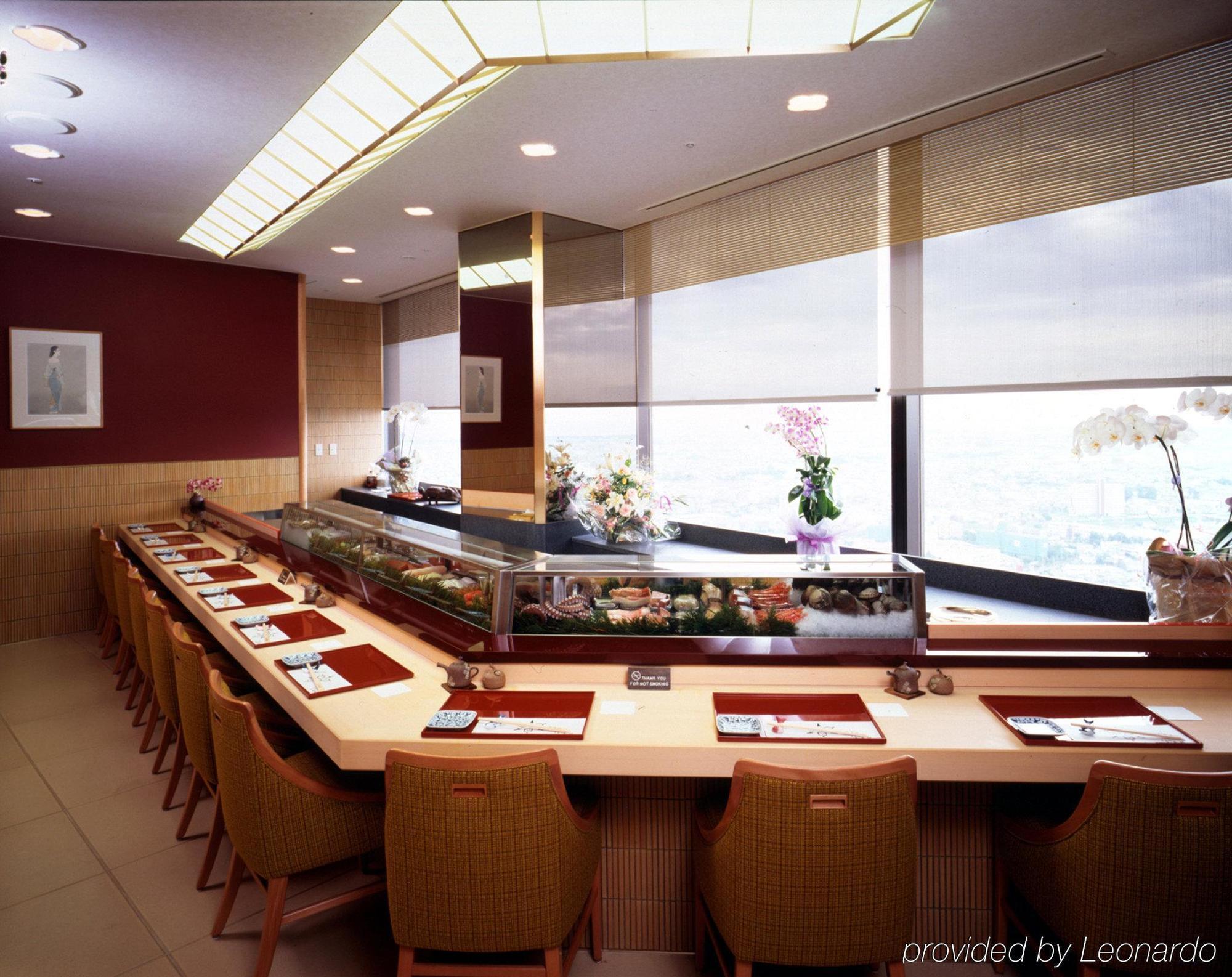 오쿠라 액트 시티 하마마츠 외부 사진 Interior of a sushi restaurant